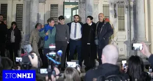 Η δίκη των διασωστών που στοχοποιήθηκαν, διώχτηκαν και απαλλάχθηκαν