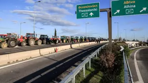 Μπλόκα αγροτών: Τι γίνεται με τα δρομολόγια των ΚΤΕΛ Θεσσαλονίκη - Αθήνα, η επίσημη ενημέρωση