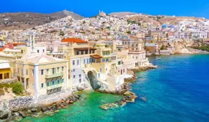 Σύρος: Το πολιτιστικό και τουριστικό τέλος για το 2026 - Απαλλάσσονται οι βιομηχανίες