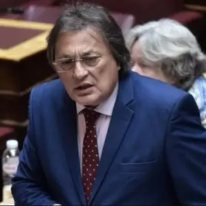 Αυλωνίτης: Οι νέοι μας βρίσκονται σήμερα κοινωνικά και υλικά απομονωμένοι