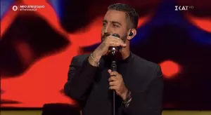 Ο Λευκαδίτης Γιάννης Λιάγκουρης πέρασε εντυπωσιακά τα Knockouts – Το ταξίδι του στο “The Voice” συνεχίζεται!