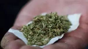 Κρήτη | Ανήλικος πουλούσε ναρκωτικά - Συνελήφθησαν πέντε, μεταξύ των οποίων και οι γονείς του