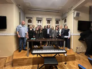 Φωνές από την περιφέρεια: γυναίκες δημοσιογράφοι για την ισότητα και αξιοπρέπεια