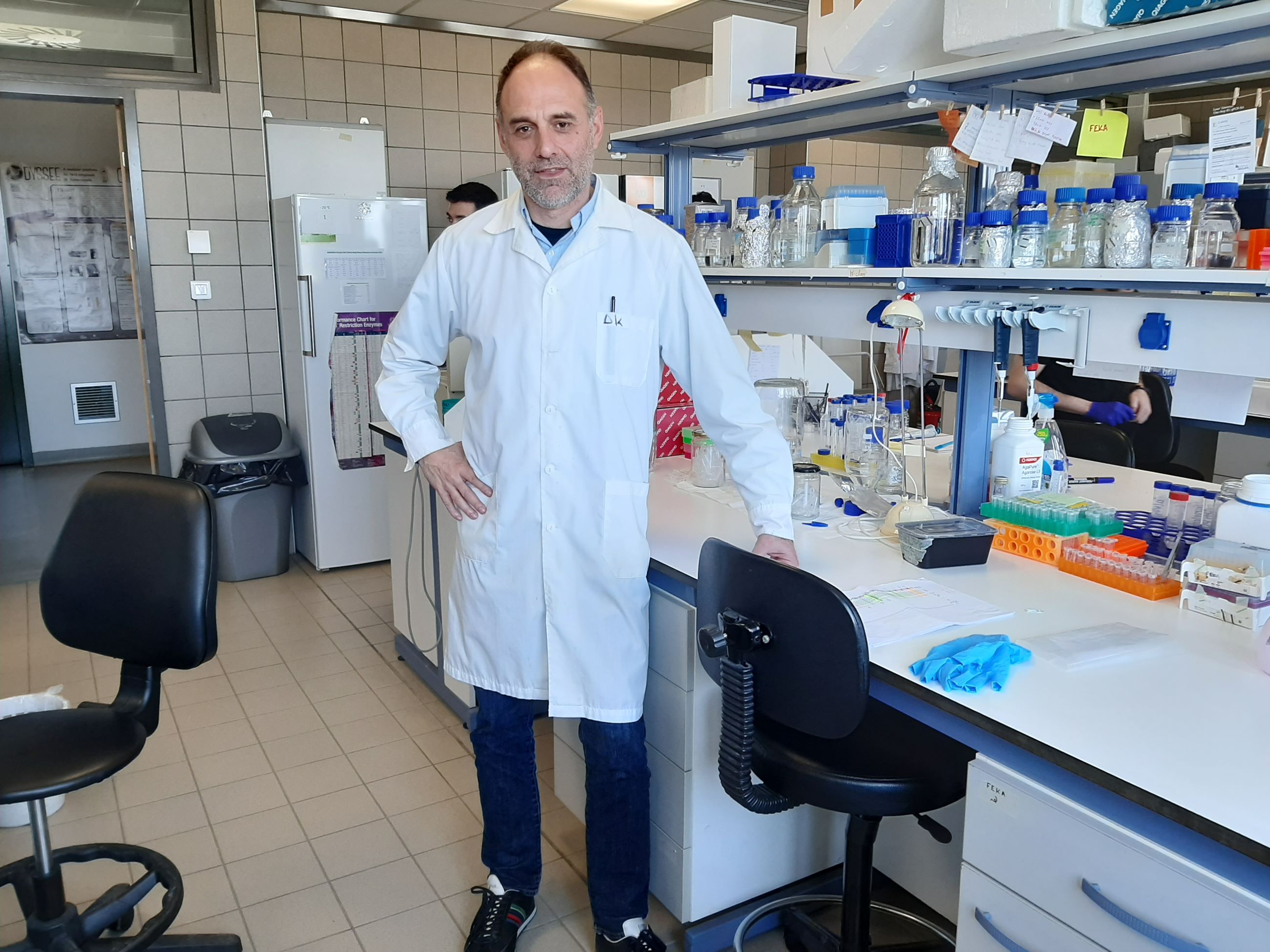 Ο καθηγητής Δημήτρης Καρπούζας 1