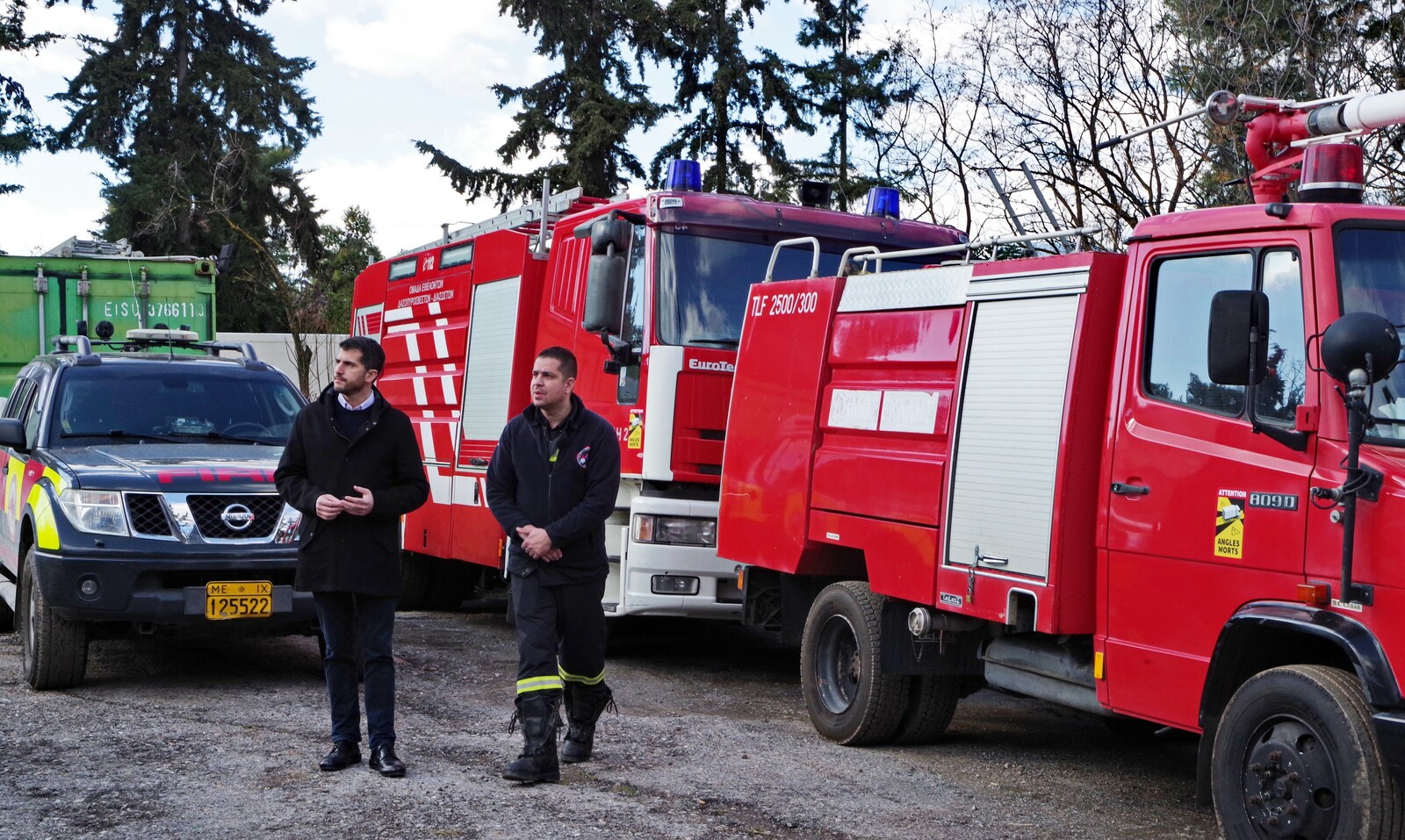 εθελοντες 12