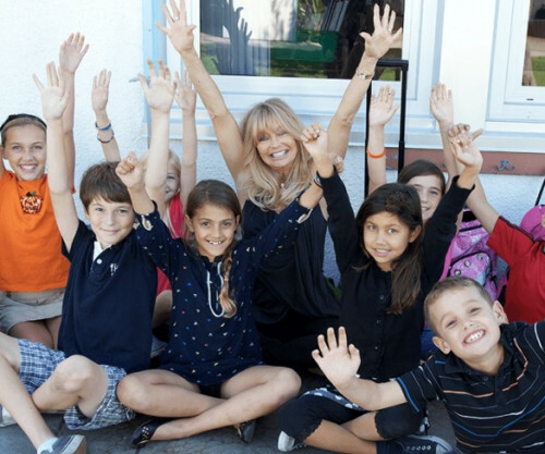 1595185 goldie hawn seminario skiathos 2
