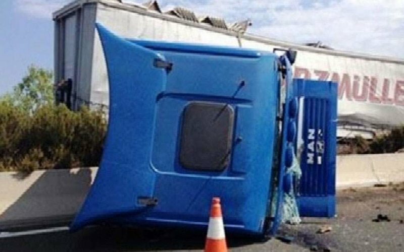 NTALIKA ANATRAPHKE ETHNIKI ODOS LAMIA