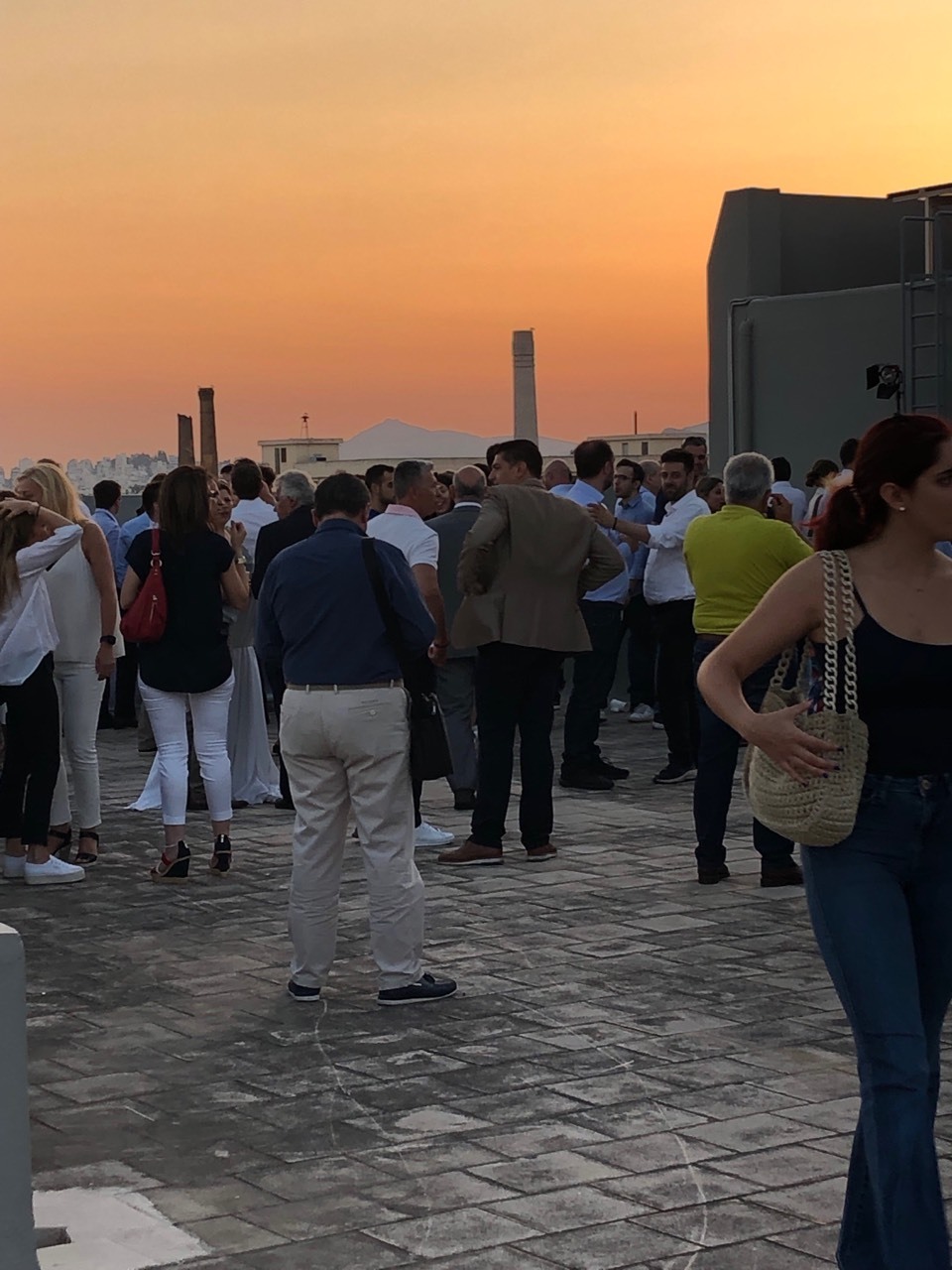 νδ πειραιως