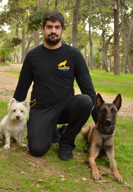 ΕΚΠΑΙΔΕΥΤΗΣ