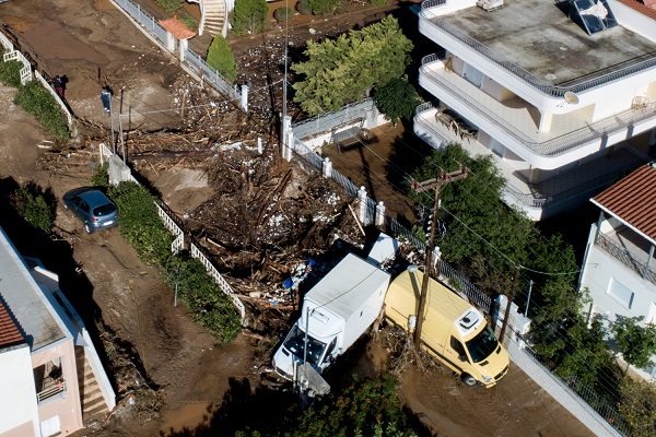 kineta eikones katastrofis