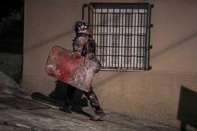 κατάληψη ματροζου αστυνομικός