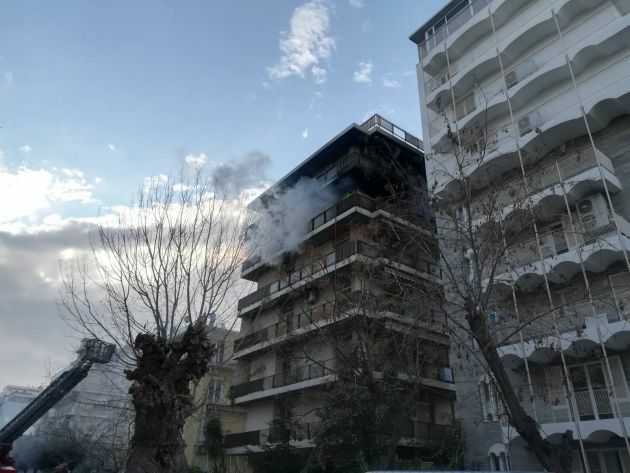 φωτια παλαιο φαληρο