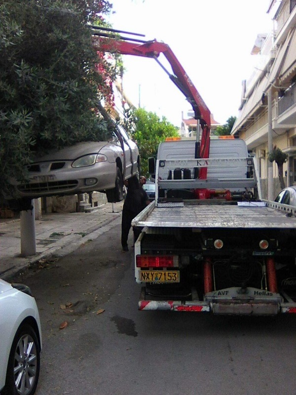 Εγκαταλελειμμένα αυτοκίνητα