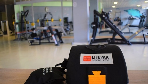 Τοποθετήθηκαν πέντε απινιδωτές στο δήμο Γαλατσίου