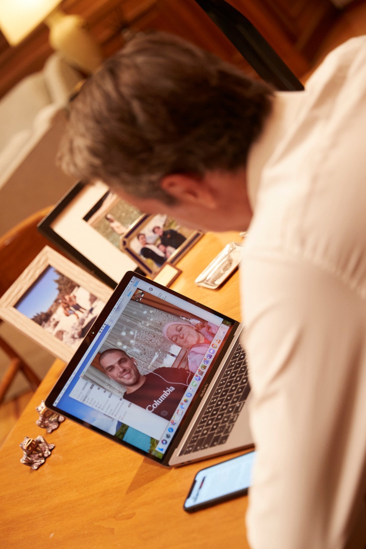 mitsotakis syzitisi laptop