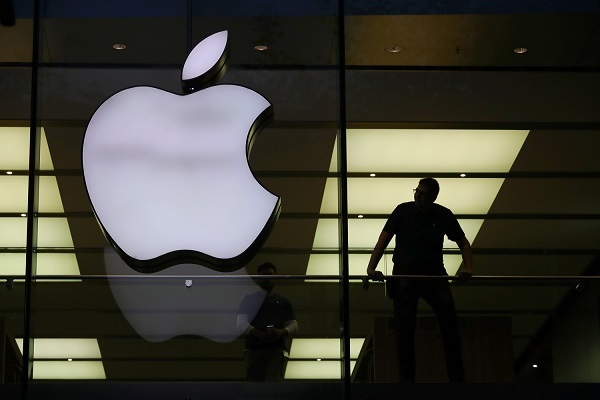 Ο κορονοϊός απειλεί τα έσοδα των Apple και Windows