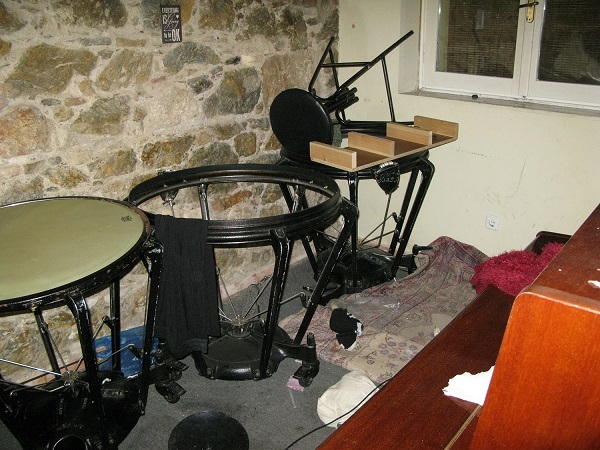 Βανδαλισμοί στο Athenaeum 2