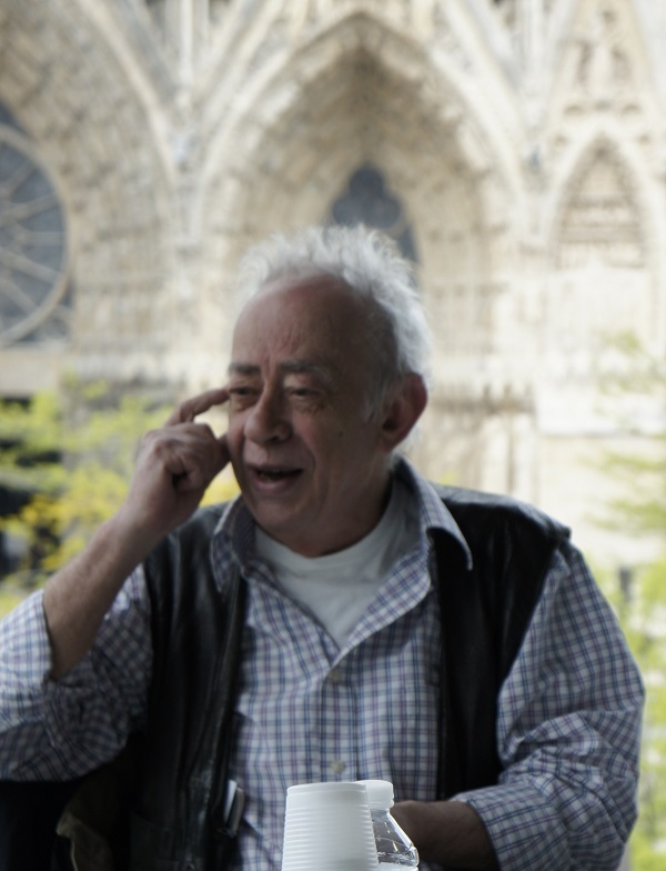 Πέθανε ο γνωστός συγγραφέας Βασίλης Αλεξάκης