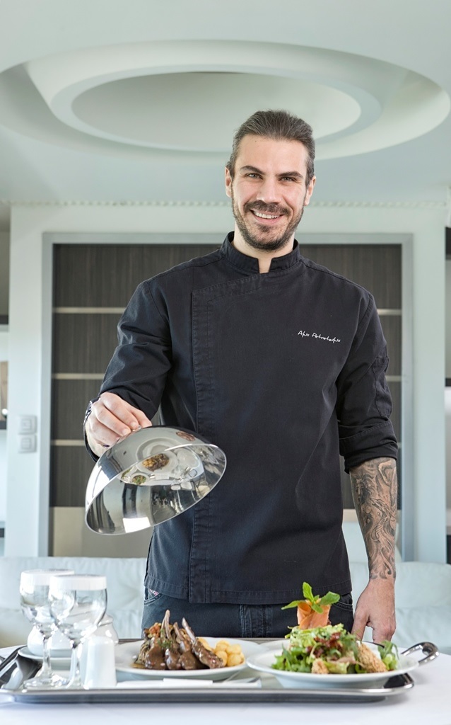 ΑΚΗΣ ΠΕΤΡΕΤΖΙΚΗΣ 2