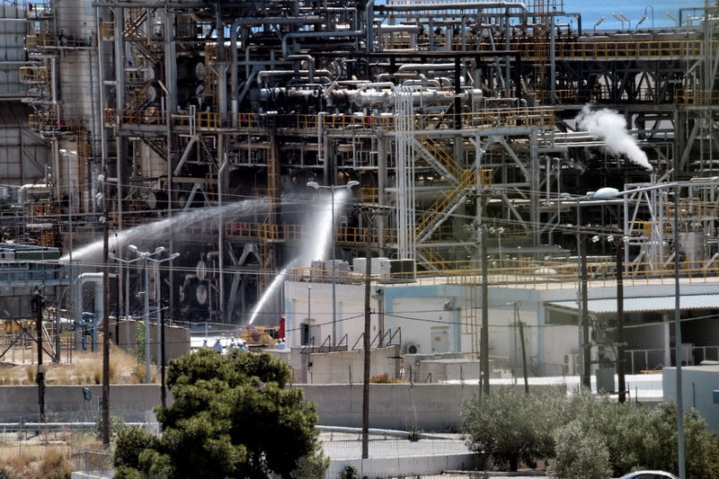 fwtia pirkagia motor oil diilistiria eurokinissi