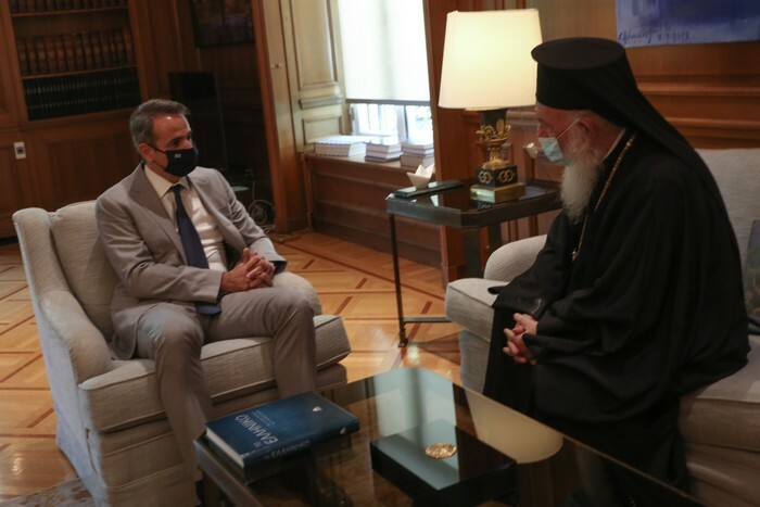 mitsotakis archiepiskopos ierwnimos maksimou sinantiti eurokinissi 1
