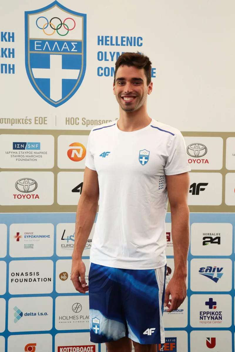 olympiakoi stoli parousiasi 1.jpg