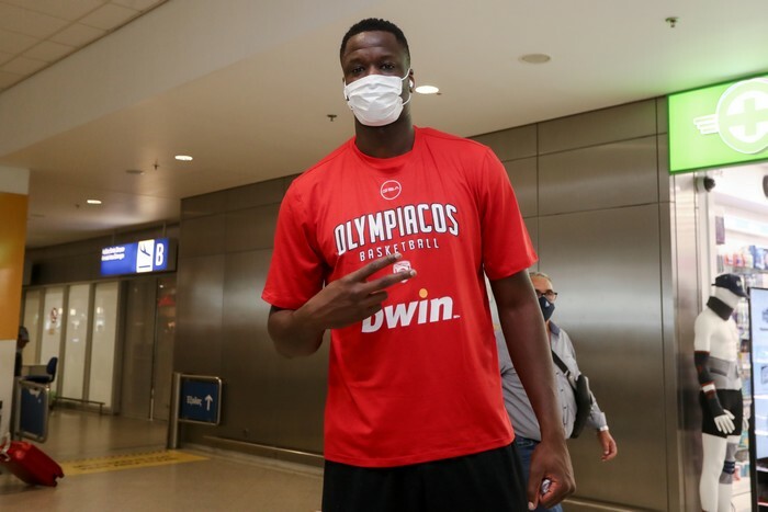 fal olympiacos basket afiksi eurokinissi