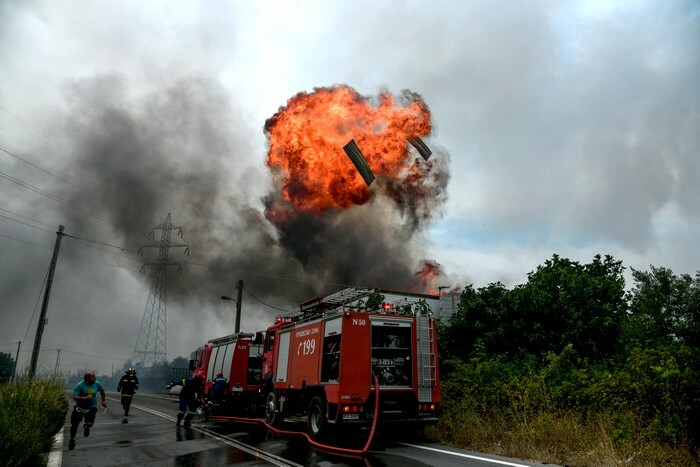 fwtia pirkagia kapandriti afidnes ergostasio ekriksi eurokinissi 4