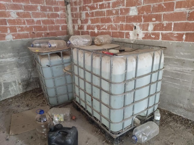 lathraia.pota.2.elas