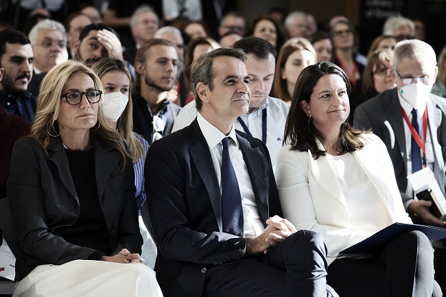 22 11 07 0013 DPD6195