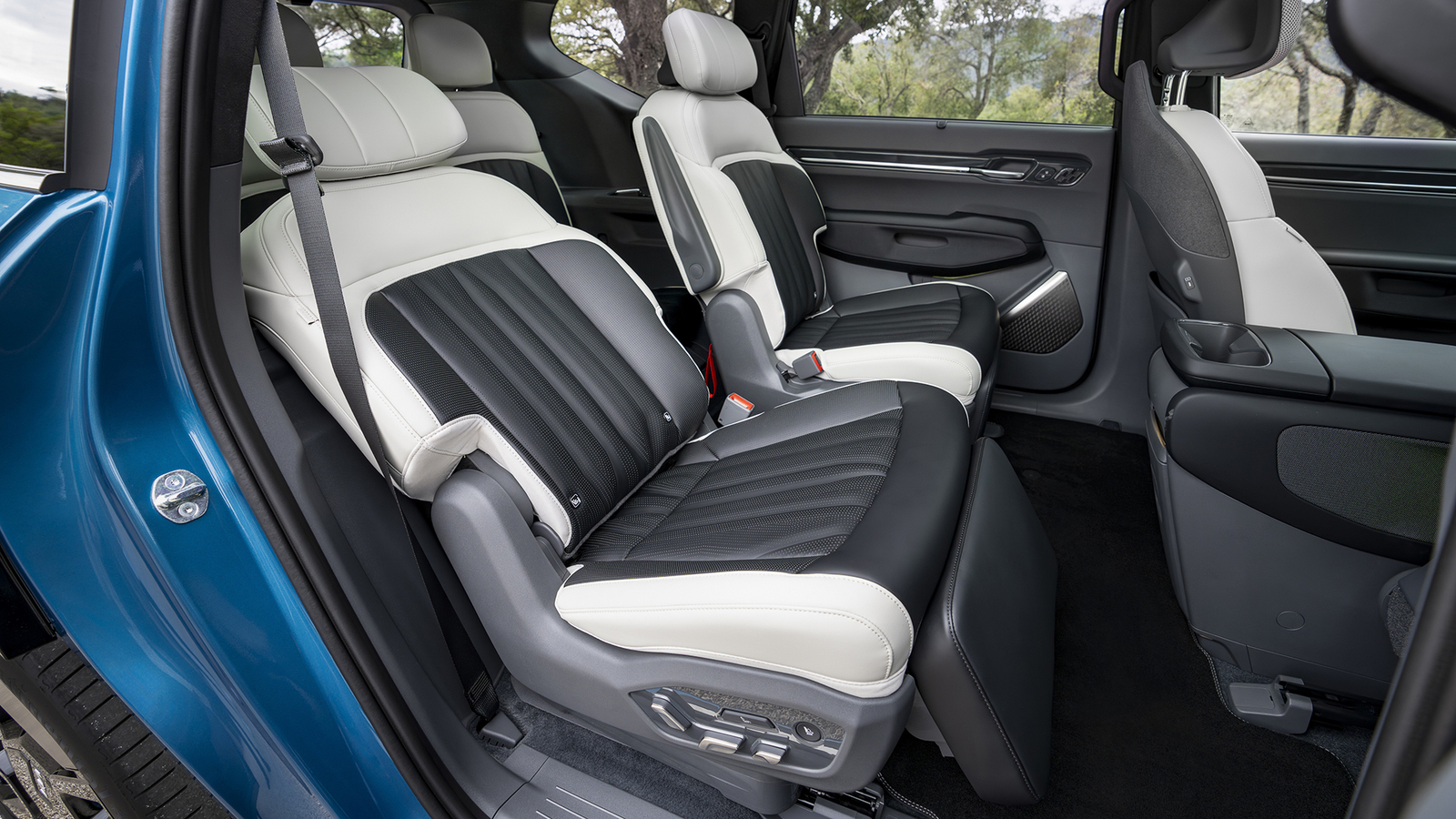 KIA EV9 gtline interior 6 seater relaxation digital 1920x1080 023