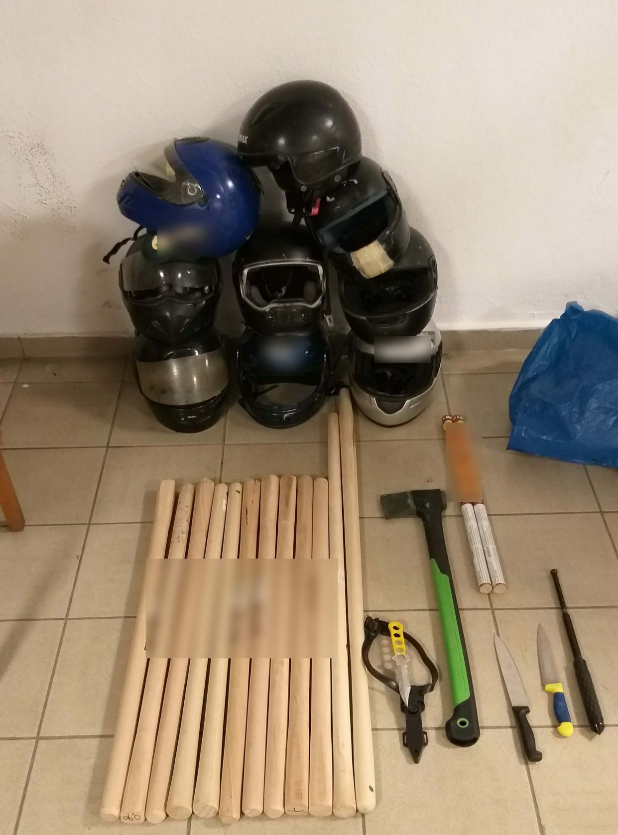 ΣΥΝΔΕΣΜΟΙ 4