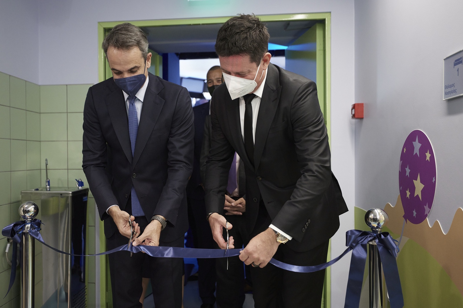 egkainia nosokomeio paidon