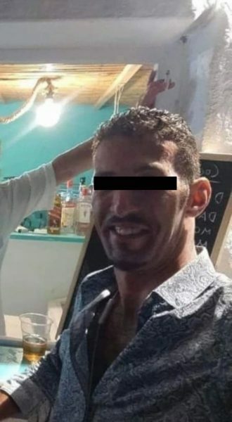 mikonos2 copy 330x600