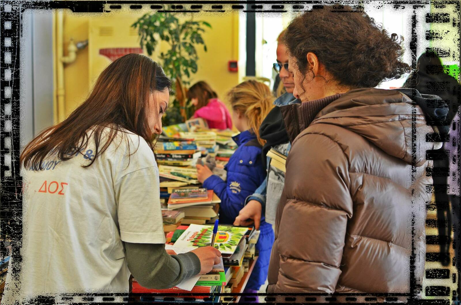 15o Antallaktiko Pazari Vivliou1