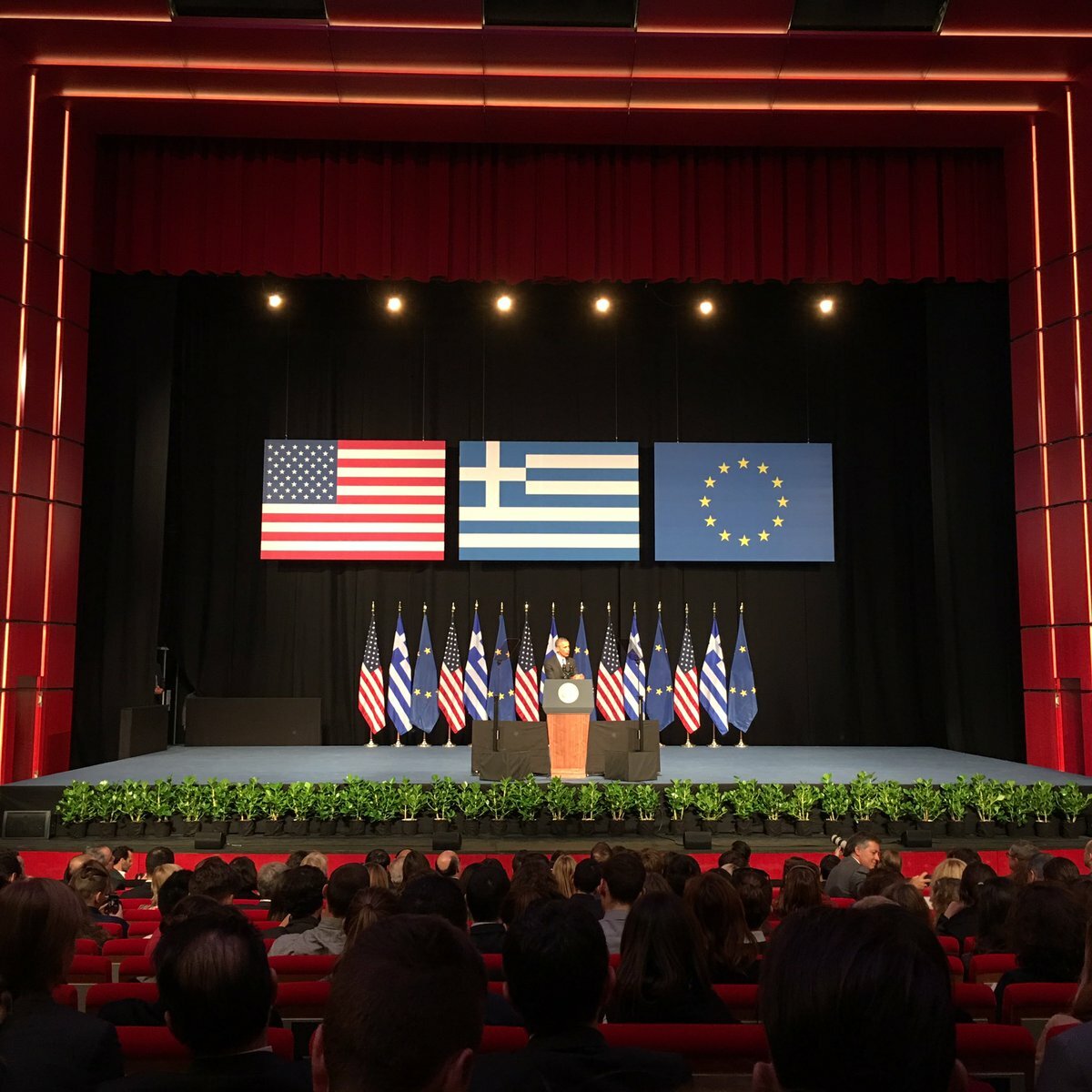 ΟΜΠΑΜΑ ΟΜΙΛΙΑ