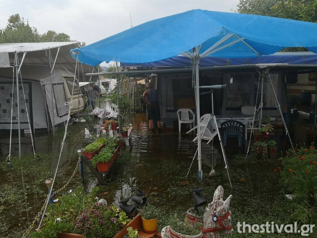 κάμπινγκ thestival.gr kakokairia1