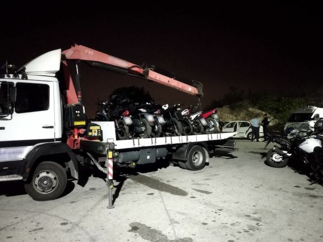 ΚΟΝΤΡΕΣ ΣΤΟΥΣ ΔΡΟΜΟΥΣ