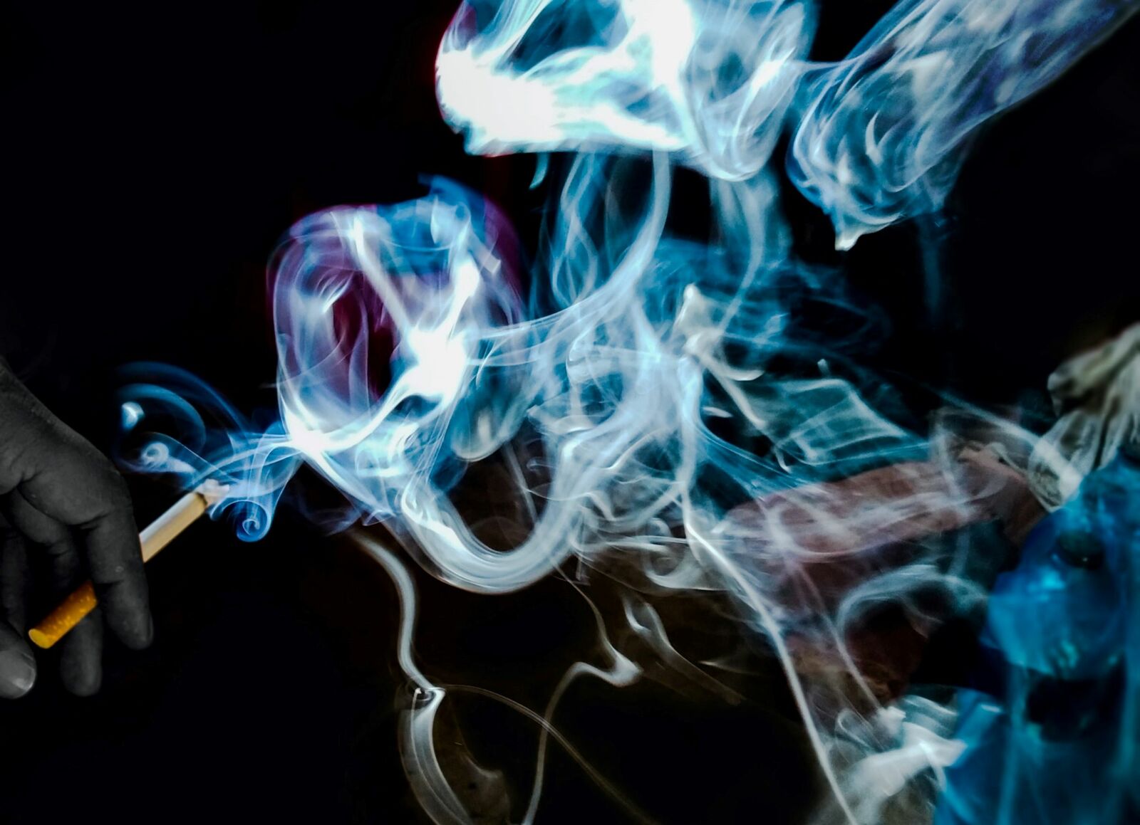 ΚΟΛΙΕ,ΚΑΠΝΙΣΜΑ