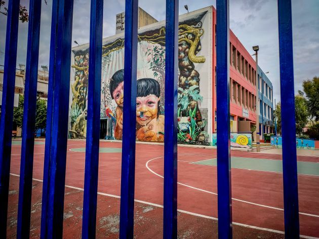 νεα κανονικότητα διευκρινίσεις Πετσα μετρα ΜΜΜ ΙΧ σχολεία εκκλησίες