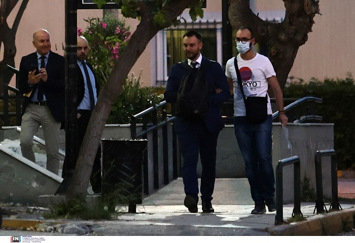 floros inside 1 38bb4