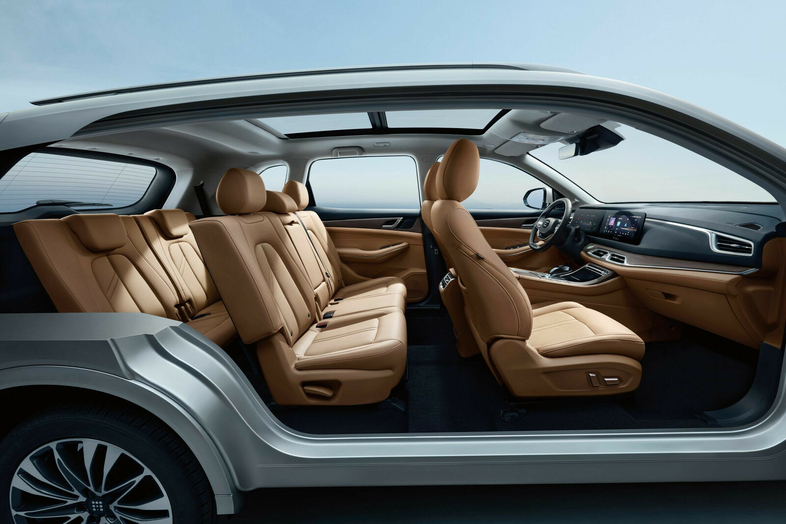 DFSK E5 2 interior 27c2a