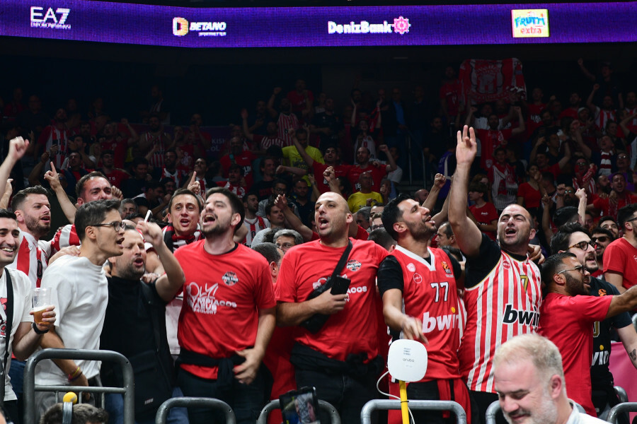 euroleague-olympiakos4_b7590.jpg