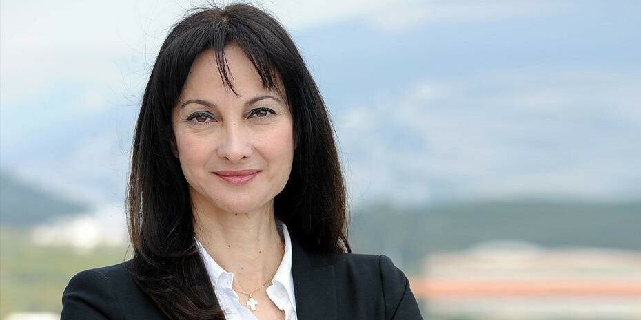 1471114 kountoura 930 2 62646