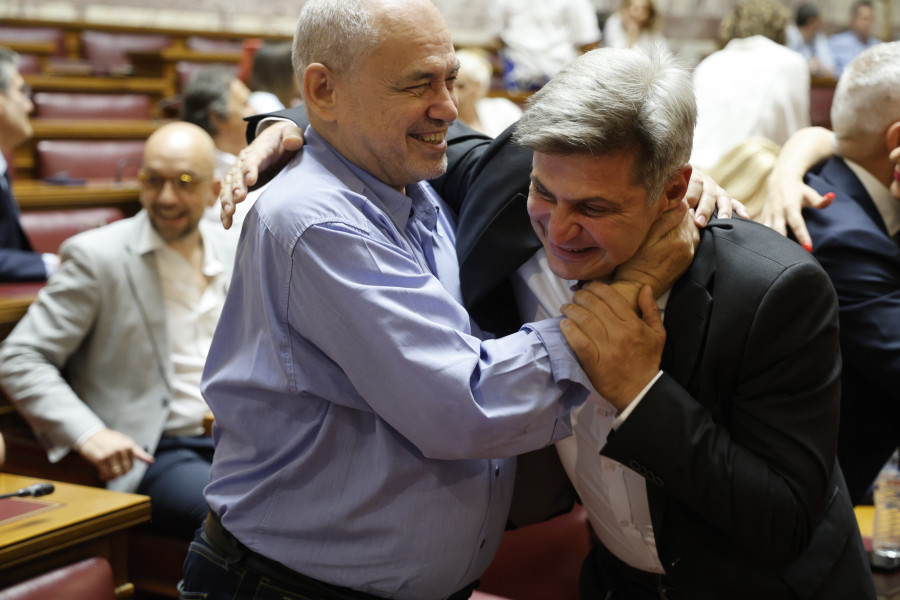 ΣΤΕΦΑΝΟΣ ΚΑΣΣΕΛΑΚΗΣ ΟΜΙΛΙΑ ΣΥΡΙΖΑ