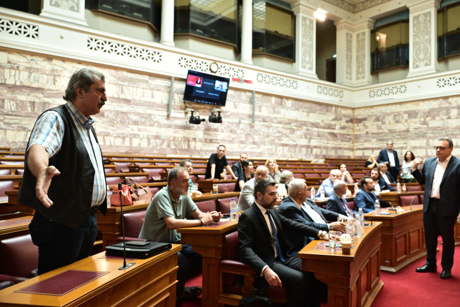 syriza-polakis1_08d89.jpg