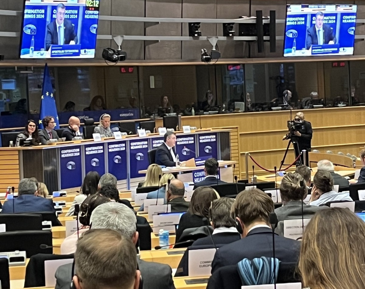 tzitzikostas new44 5540c