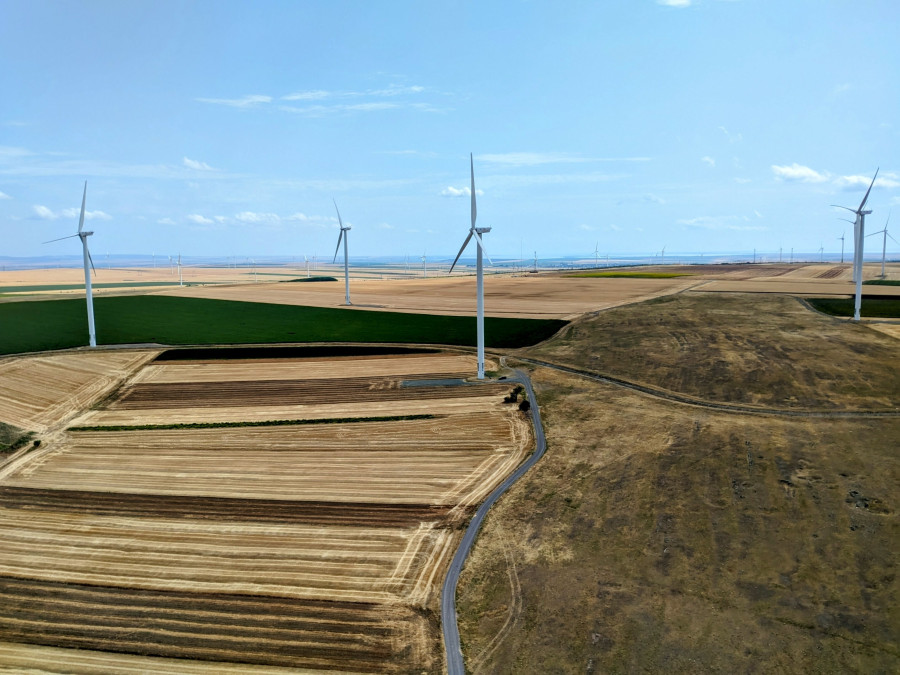 _ΑΠΕ_αιολικο_Ρουμανια_Romania_wind_farm_ff9dc.jpg