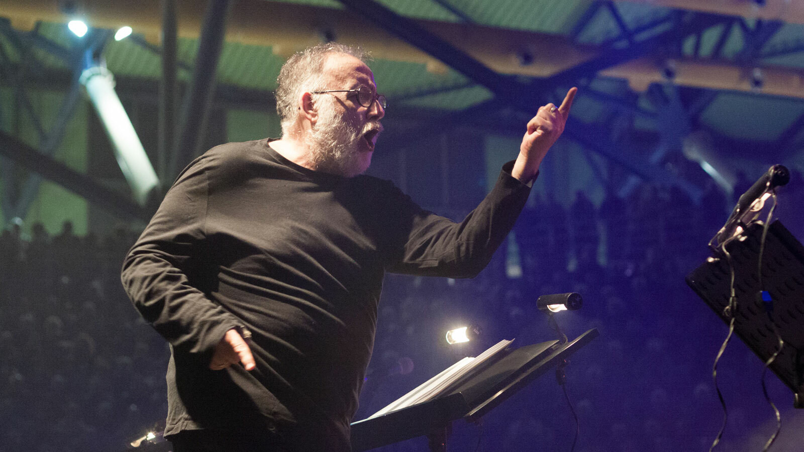 mikroutsikos 4 b3dba