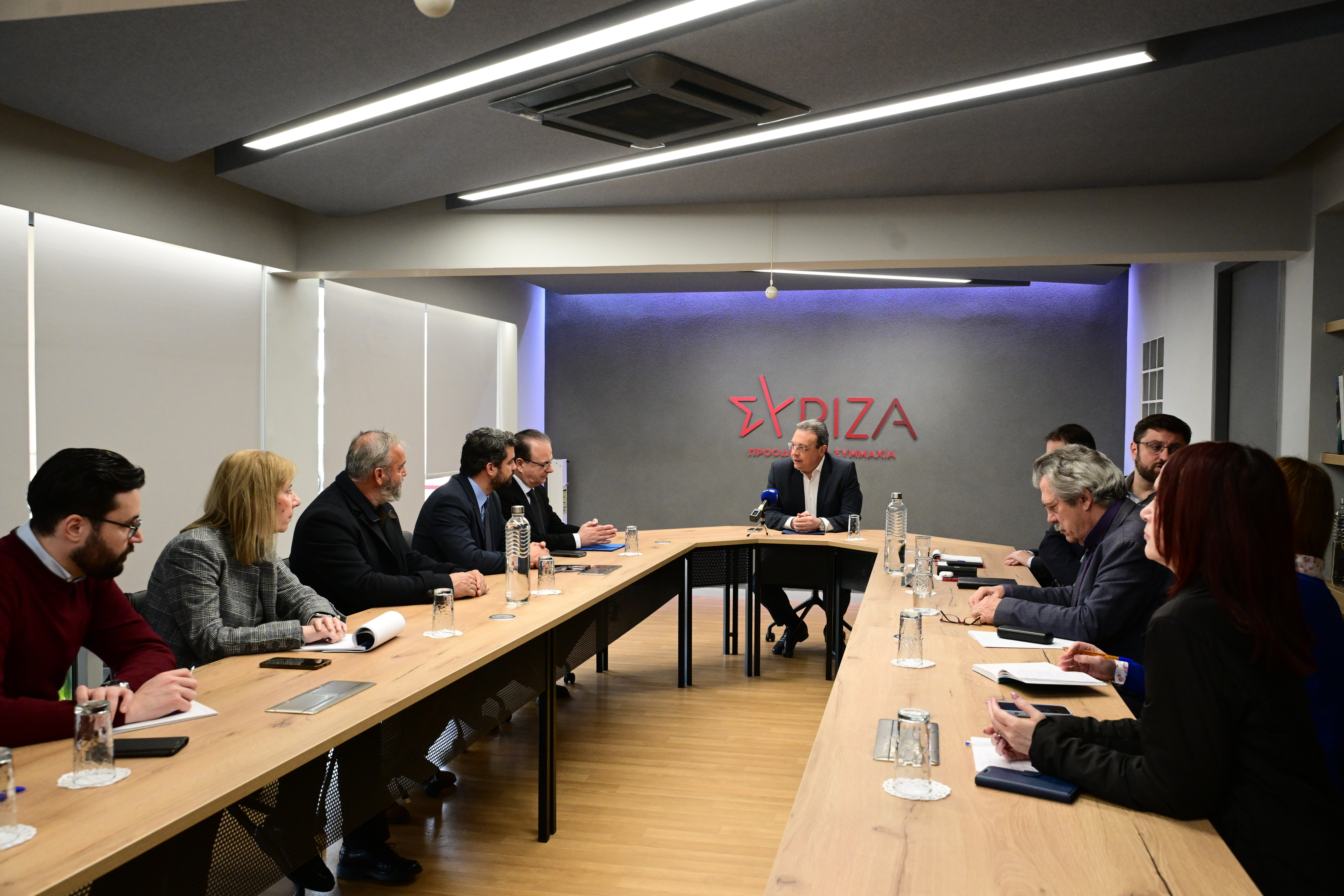 FAMELOS SYRIZA 25225 17dbf